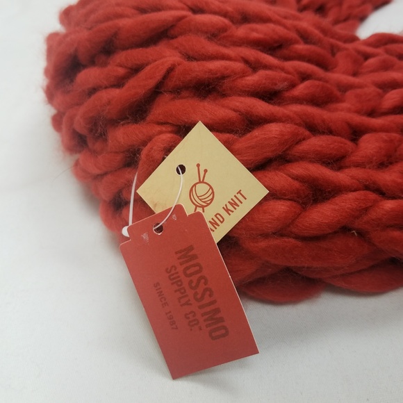 Merona Chunky Knit Scarf Burnt Orange NWT - Picture 3 of 3